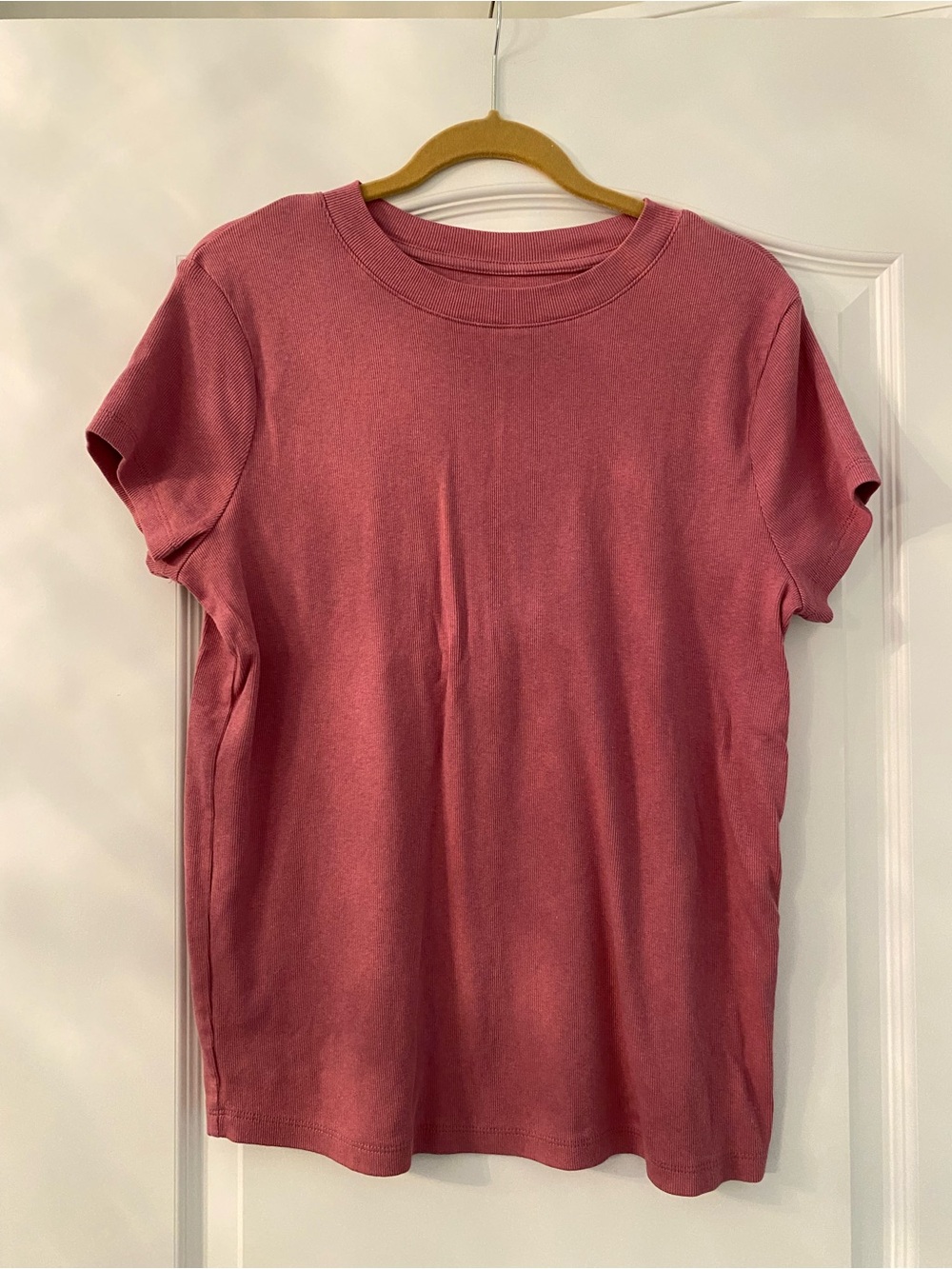 a new day Short Sleeve Crewneck Tee in Dusty Rose